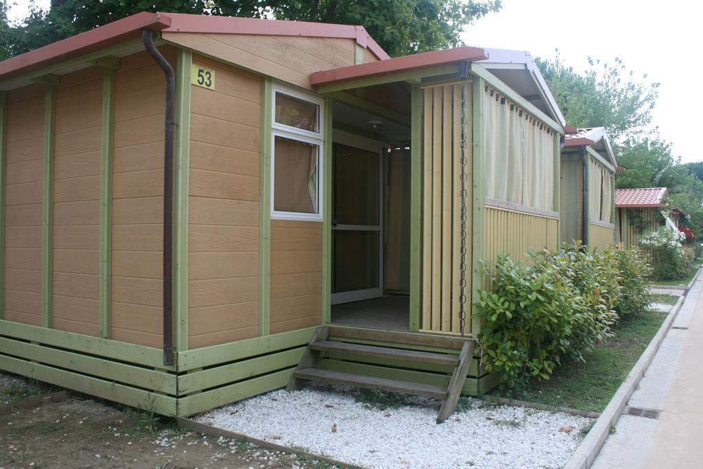 Hotel Camping Versilia Mare Lido di Camaiore Exterior foto